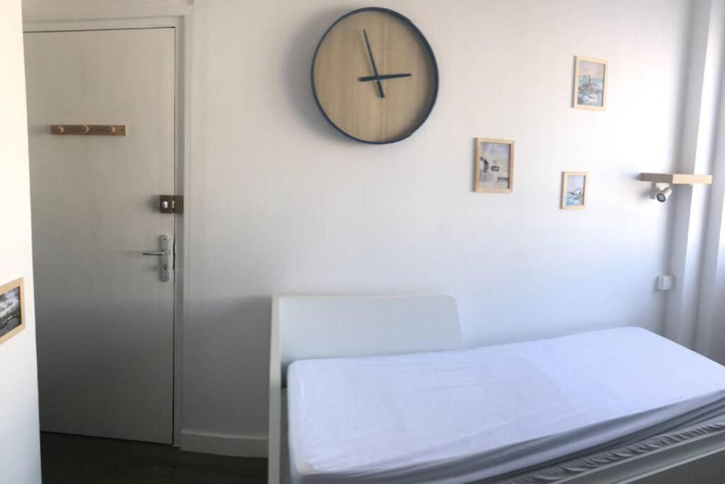 Yannadal/Studio Cosy Avec Vraie Cuisine A Recouvrance/ Proche Tram/Bus Et Proximite Avec L'Arsenal Apartment Brest Bagian luar foto